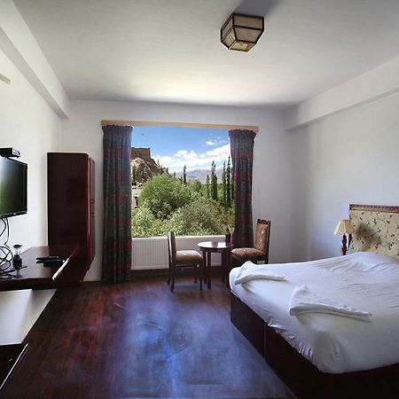The Hotel Himalaya, 레 외부 사진