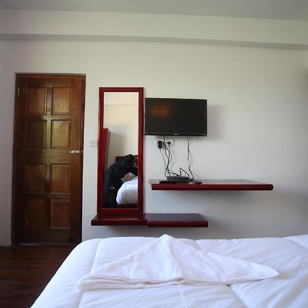 The Hotel Himalaya, 레 외부 사진