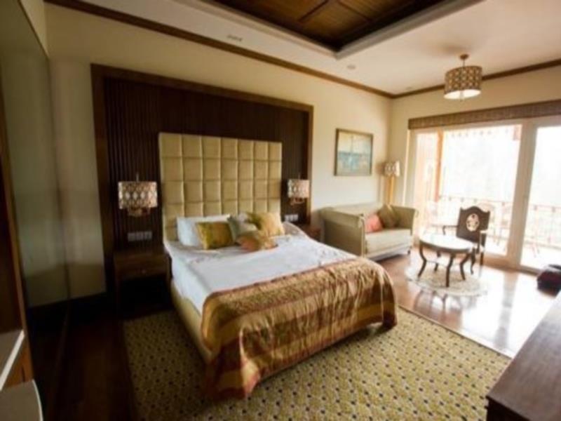The Hotel Himalaya, 레 외부 사진