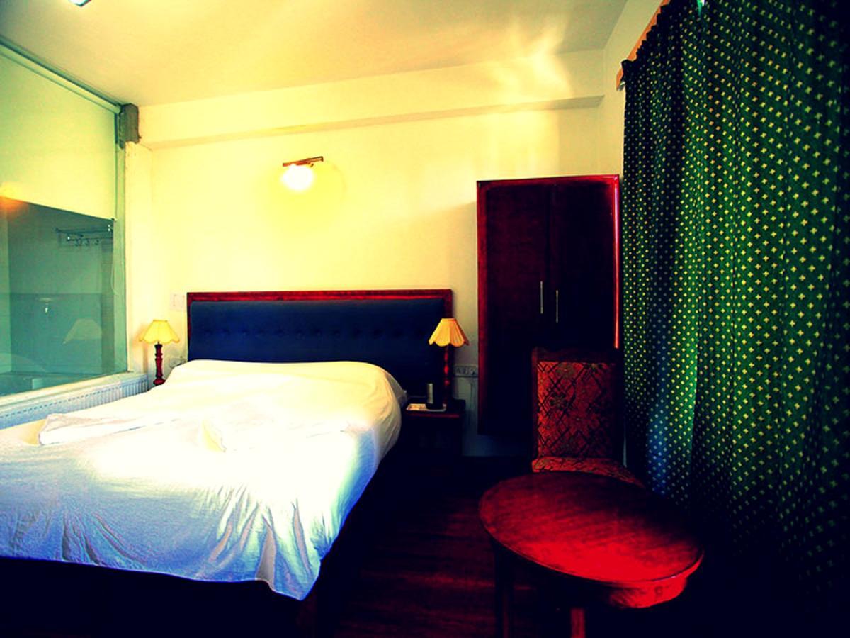 The Hotel Himalaya, 레 외부 사진