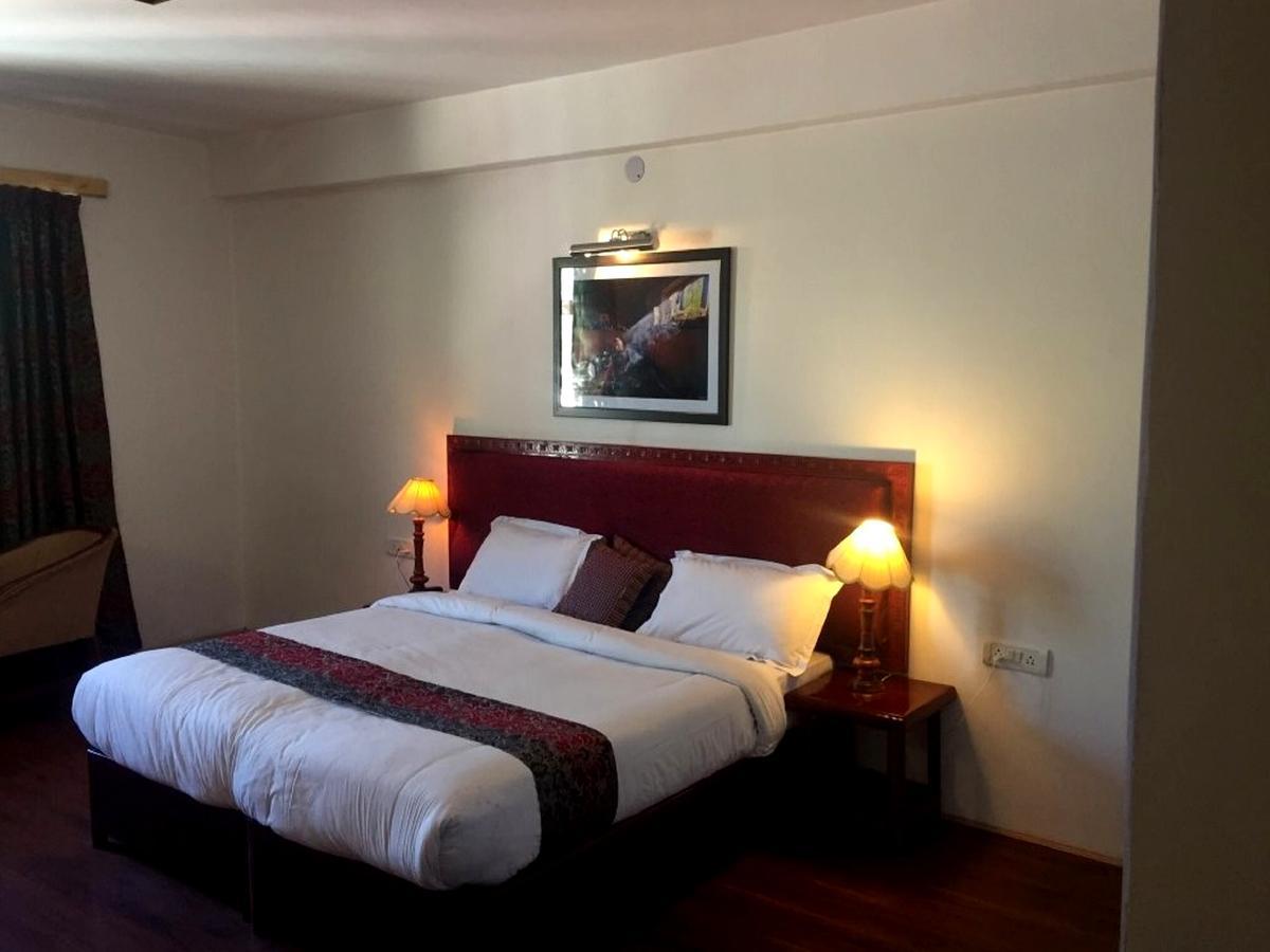 The Hotel Himalaya, 레 외부 사진
