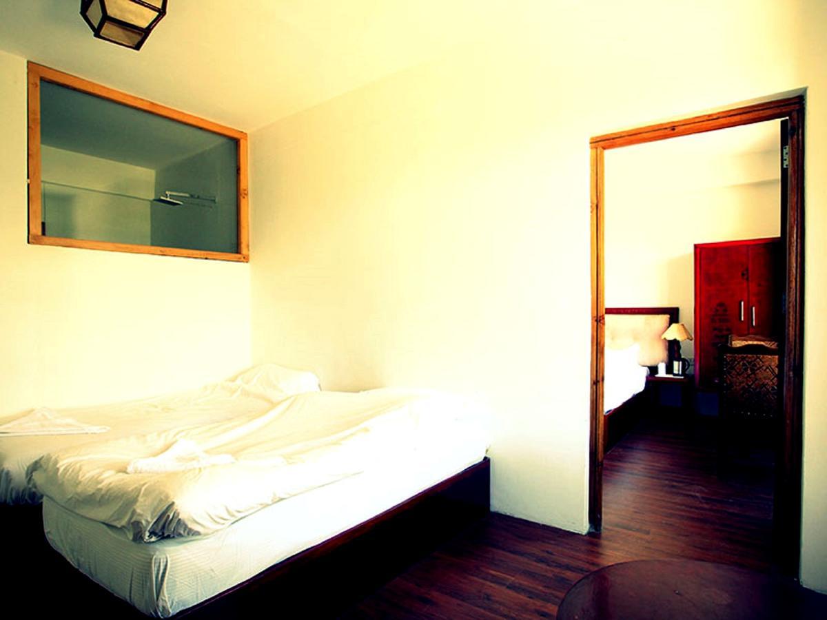 The Hotel Himalaya, 레 외부 사진