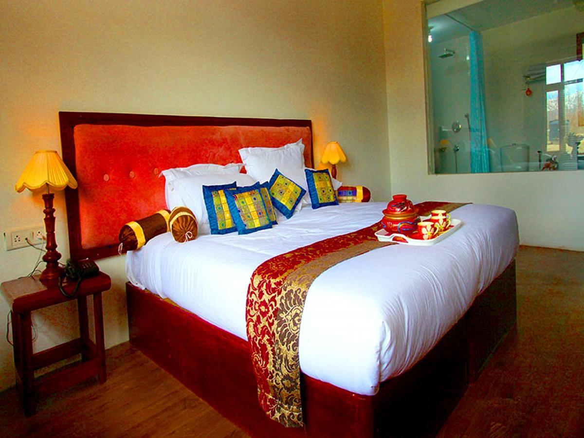 The Hotel Himalaya, 레 외부 사진